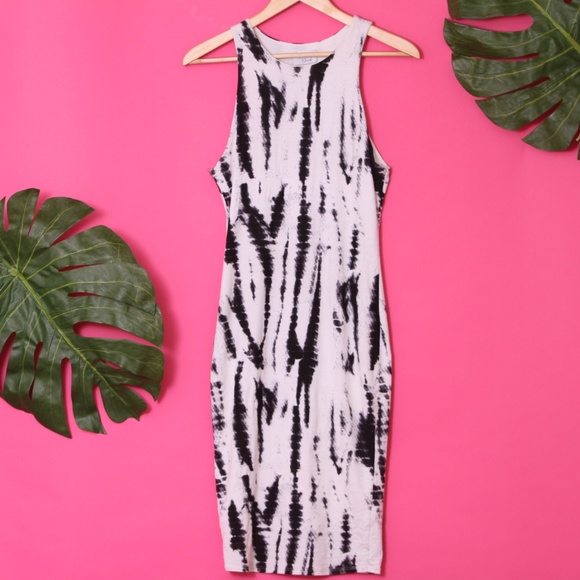 Black bead Dresses & Skirts - Black Bead Midi Bodycon Dress in Black and White